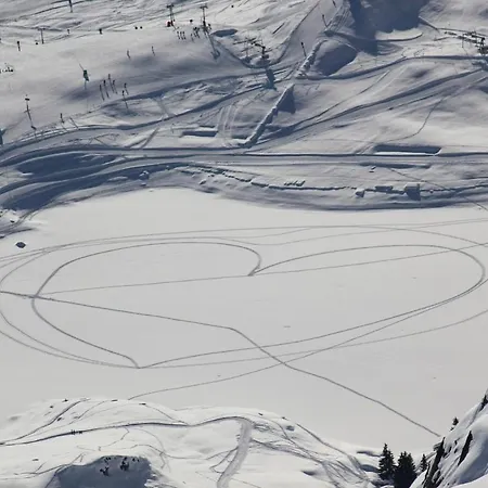 アパート Chinegga シュタルデン