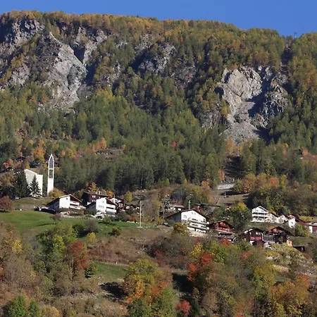 Chinegga アパート シュタルデン